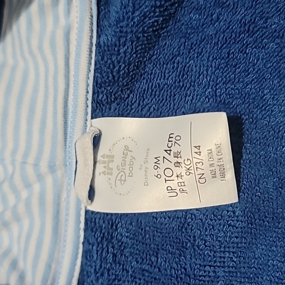 Disney Baby Bathrobe Featuring Mickey Mouse - Picture 3 of 7